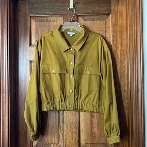 Ophelia Roe Green Cropped Button up Jacket. Size XL